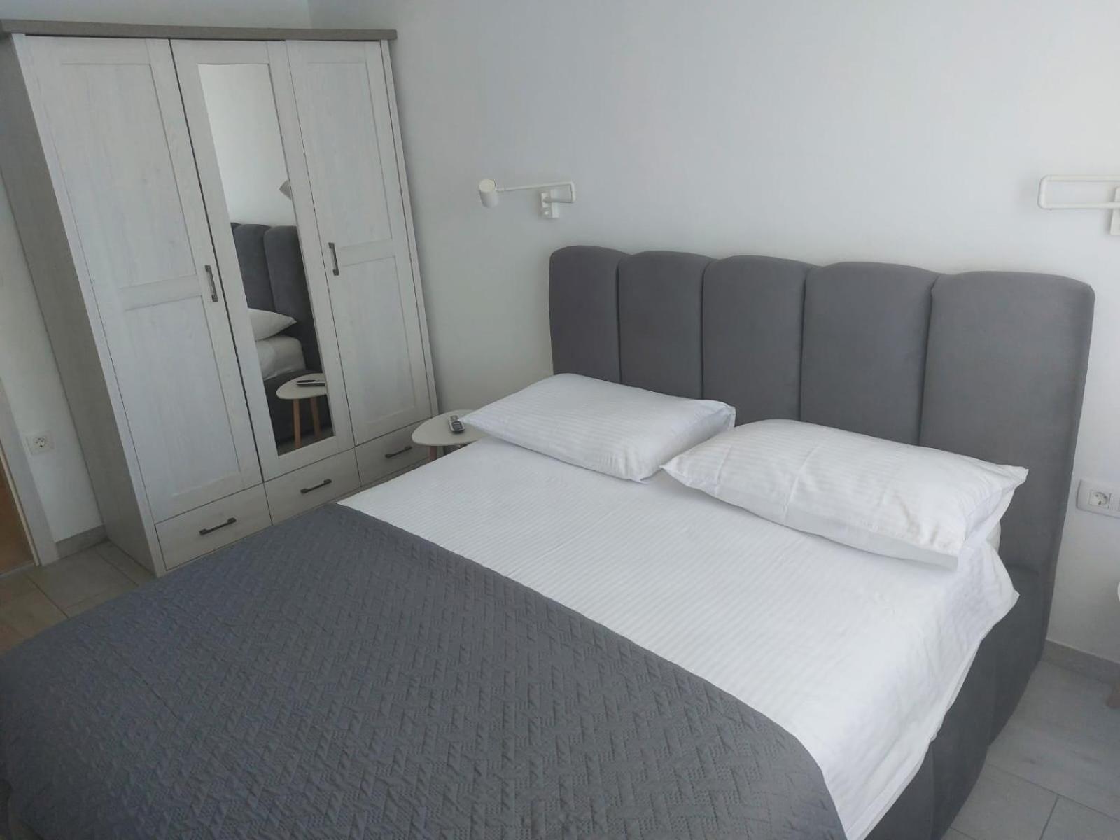 Apartments Piero Задар Екстериор снимка